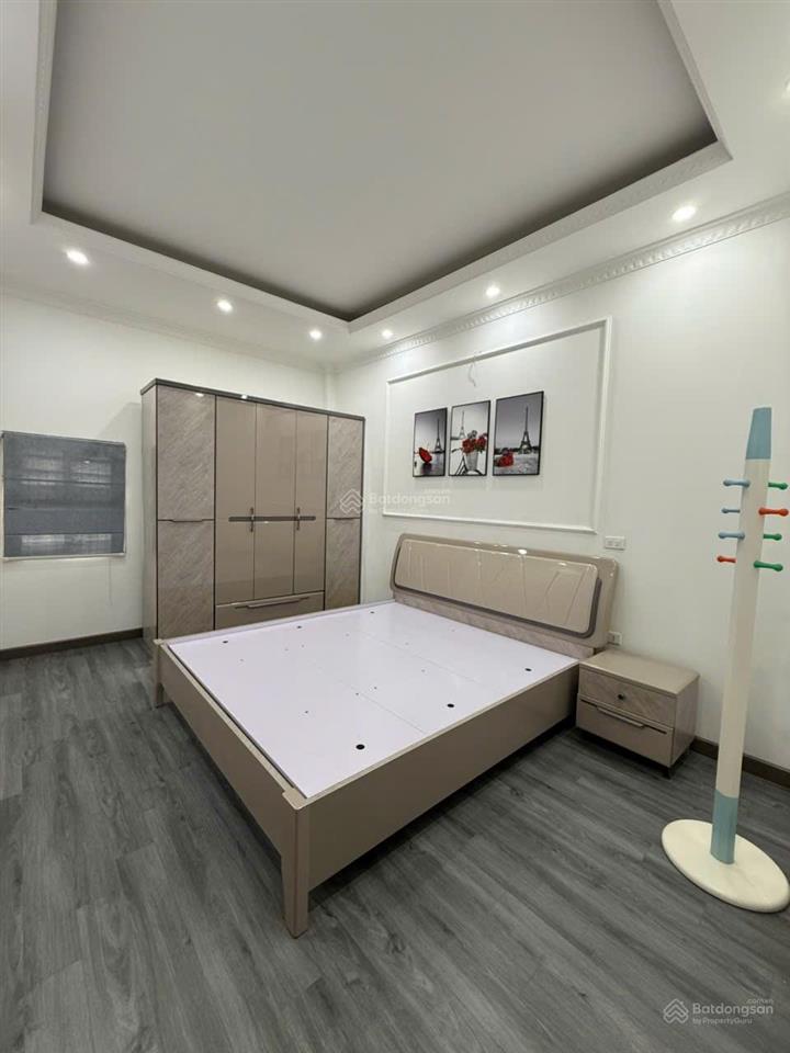 Cho thuê nhà long biên tư đình cổ linh ô tô vào nhà gần cầu vĩnh tuysiêu thị aeon mall long biên
