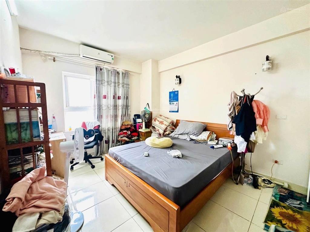 Cho thuê chung cư gia thụy, nguyễn văn cừ, bồ đề diện tích 90m giá 9 triệu