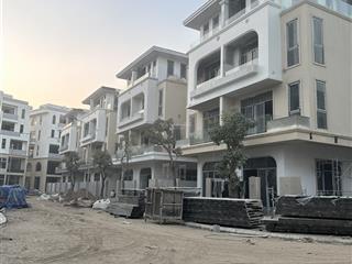 Chính chủ tôi cần bán biệt thự bt2.15 vaquarius mặt kênh