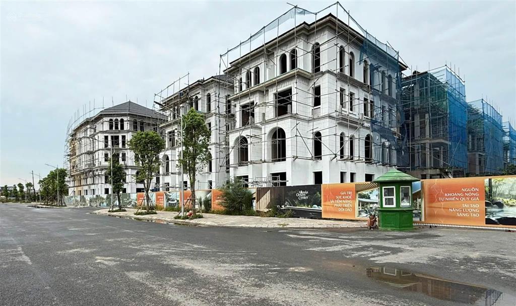 Chính chủ tôi cần cắt lỗ 5 tỷ căn bt4.11 alluvia city giá mua 40 tỷ, bán 35 tỷ đang vay vcb