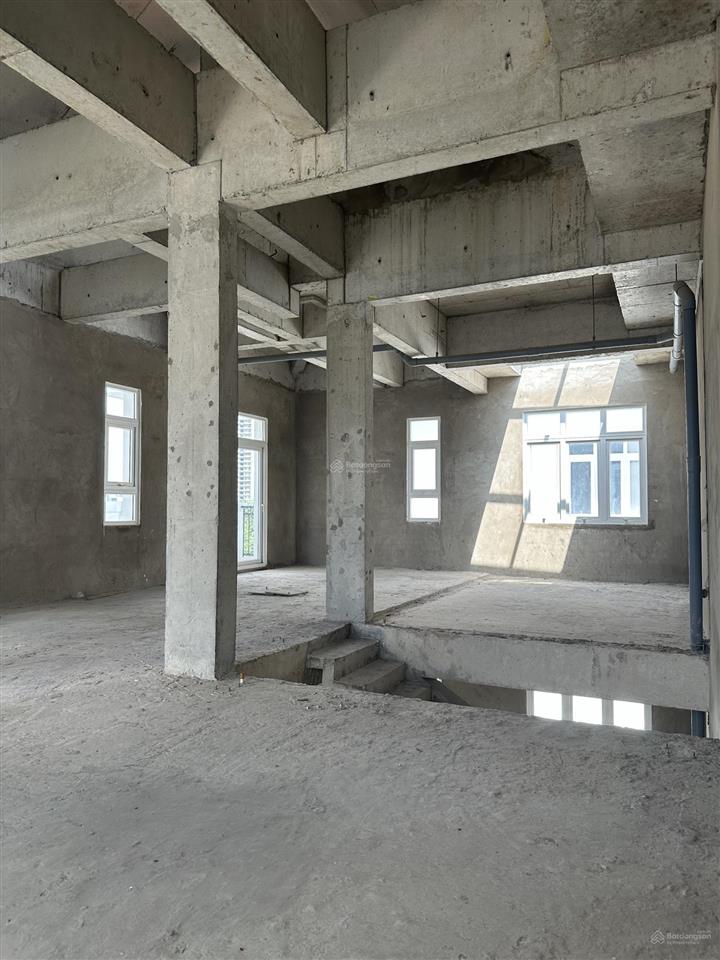 Bán biệt thự đẹp xuất sắc tại 600 nguyễn lương bằng, 22 tỷ, 140m²
