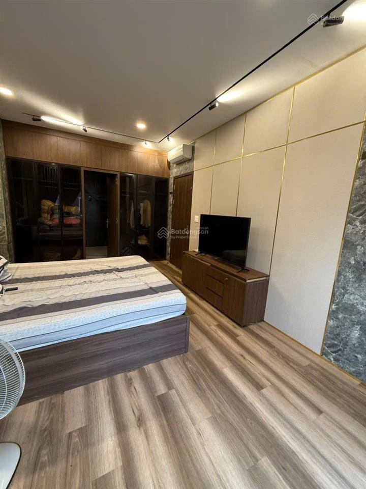 Biệt thự cho thuê  đầy đủ nội thất q7 gần phú mỹ hưng  giá 58 triệu / tháng