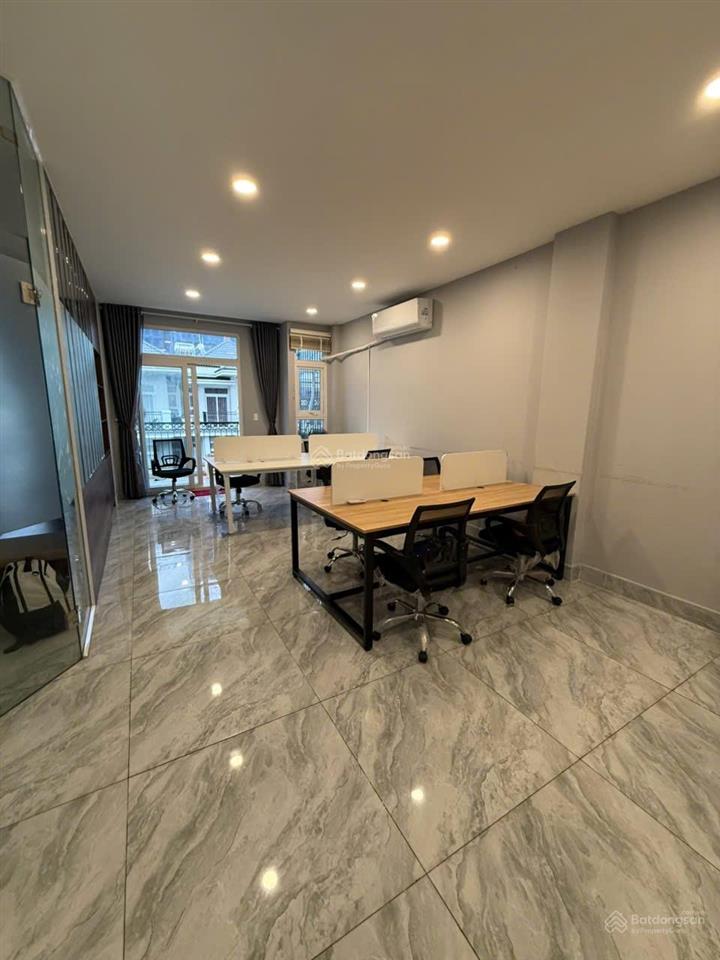 Biệt thự cho thuê  đầy đủ nội thất q7 gần phú mỹ hưng  giá 58 triệu / tháng