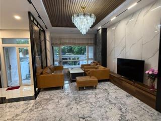 Biệt thự cho thuê  đầy đủ nội thất q7 gần phú mỹ hưng  giá 58 triệu / tháng