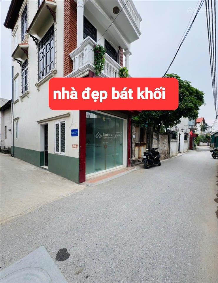 Nhà đẹp lô góc bát tràng gia lâm ngõ thông ôtô 7 chỗ chạy vòng kinh doanh bán hàng được