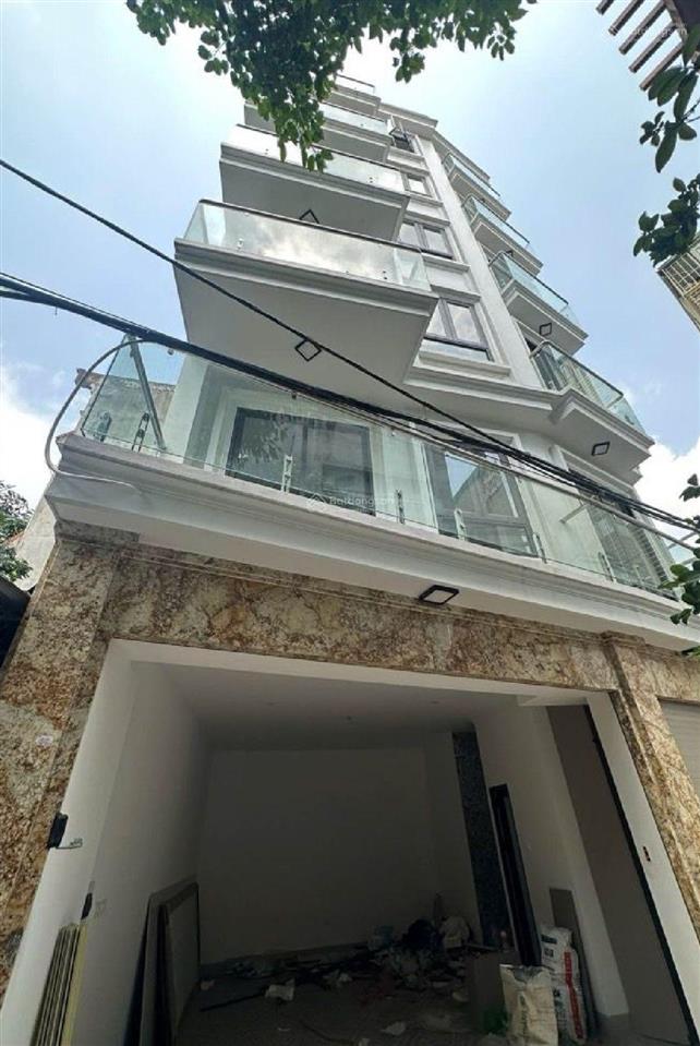 #nhà 7 tầng thang máy  full nội thất  mặt tiền rộng, ngõ thông trung tâm việt hưng #nhà 7