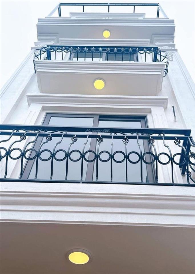 Nhà đẹp  ỷ lan đặng xá, nhà đẹp, thông số vàng, gần trục chính,