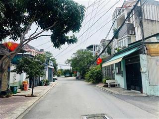 Tổng dt 150m2 ngang 7m mặt tiền đs2 đình phong phú tăng nhơn phú b (q9 cũ ) giá chỉ 6t.ỷ hơn !