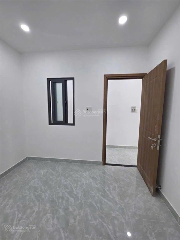 Giá chốt trước lễ 30/4 dưới 4 tỷ ! nhà c4 hxh đs8 linh xuân thủ đức dt 68m2 2pn shr vuông vức