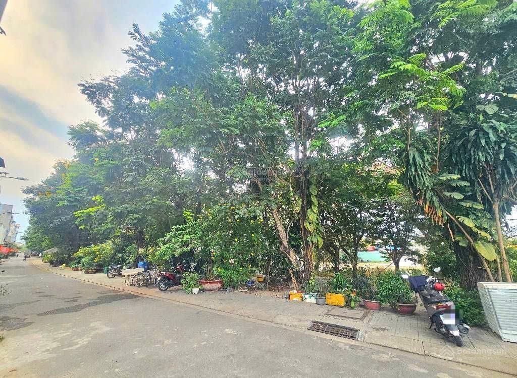 Dt 120m2 ngang hơn 7m nhà bán 4 tầng 6pn | đường lớn kdc êm đềm  linh xuân  thủ đức