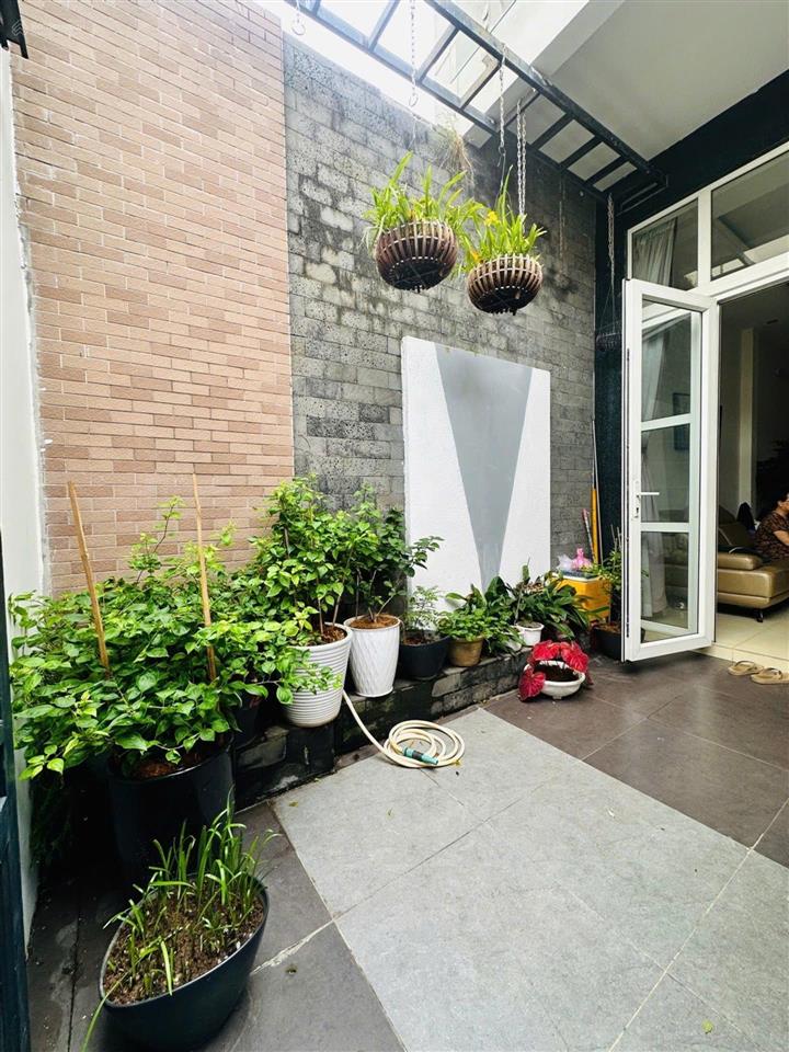 Nhà bán 2 tầng hẻm đối diện trường thcs lê văn việt, chợ nhỏ hiệp phú