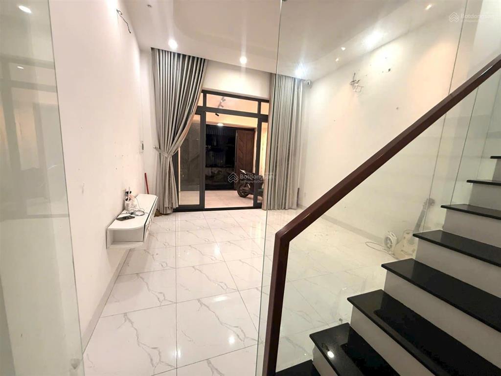 [ ~ 5 tỷ ] nhà mới 3 tầng 3pn  hẻm xe hơi | gần lê văn việt  thủ đức