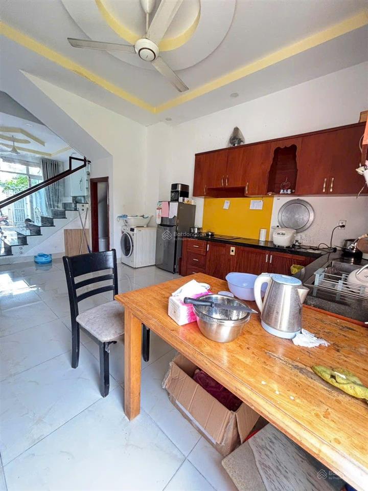 5 tỷ3  66m2  ô tô vào tận nhà ở tăng nhơn phú b q9 không còn nhiều