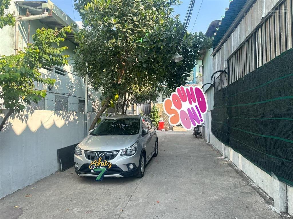 5 tỷ3  66m2  ô tô vào tận nhà ở tăng nhơn phú b q9 không còn nhiều