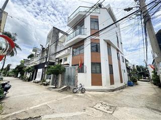 Hiếm thật sự nhà 3 tầng 5pn  5.2 tỷ tl võ văn hát ngay khu công nghệ cao