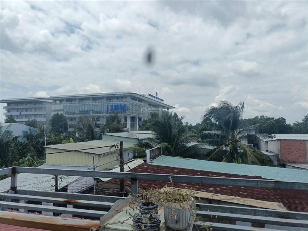 Nhà diện tích đẹp 104m2  2 tầng  nhỉnh 5 tỷ ngay đh maketing  võ văn hát long trường