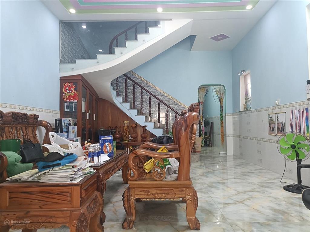 Nhà diện tích đẹp 104m2  2 tầng  nhỉnh 5 tỷ ngay đh maketing  võ văn hát long trường
