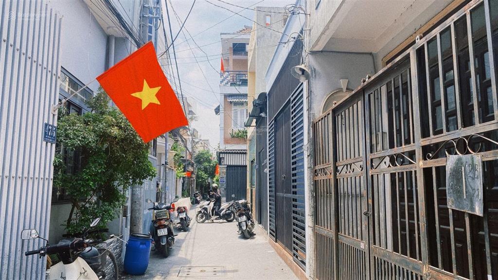 Giảm sốc 250tr  nhà 2 tầng hxh kề đỗ xuân hợp phước long b