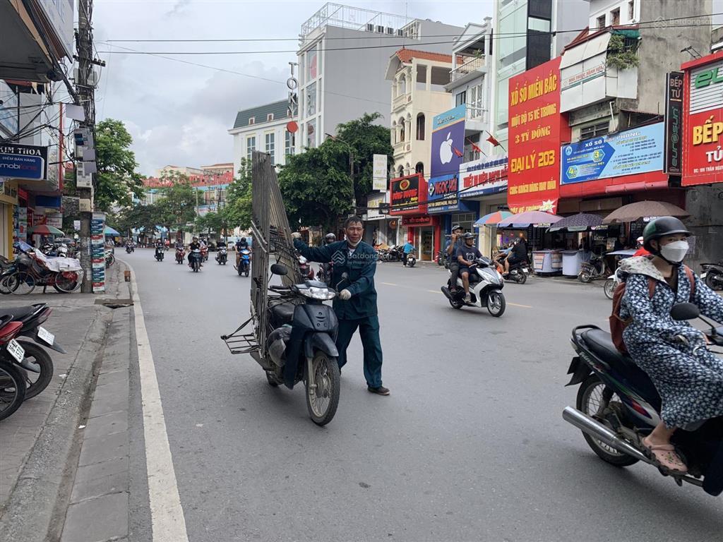 Căn mặt đường thiên lôi  ngay chợ đôn. giá chưa đến 100tr/m2