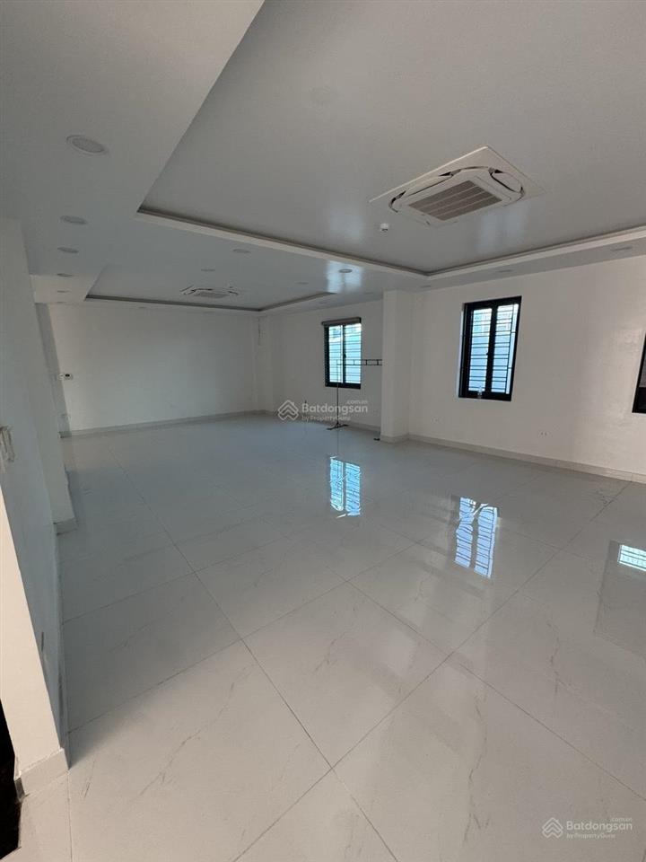 Bán căn nhà 3 tầng, mặt tiền 7,1m phố tô hiệu, lê chân, hải phòng
