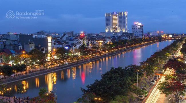 Bán căn 3 tầng mặt phố nguyễn đức cảnh  view vườn hoa tam kỳ