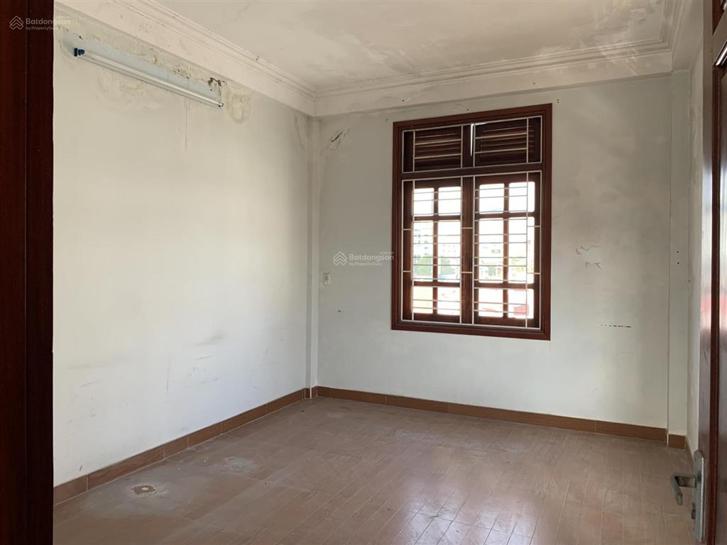 Căn 3 tầng mặt phố đà nẵng  đoạn sầm uất, vỉa hè 5m. giá chỉ hơn 7 tỉ!!