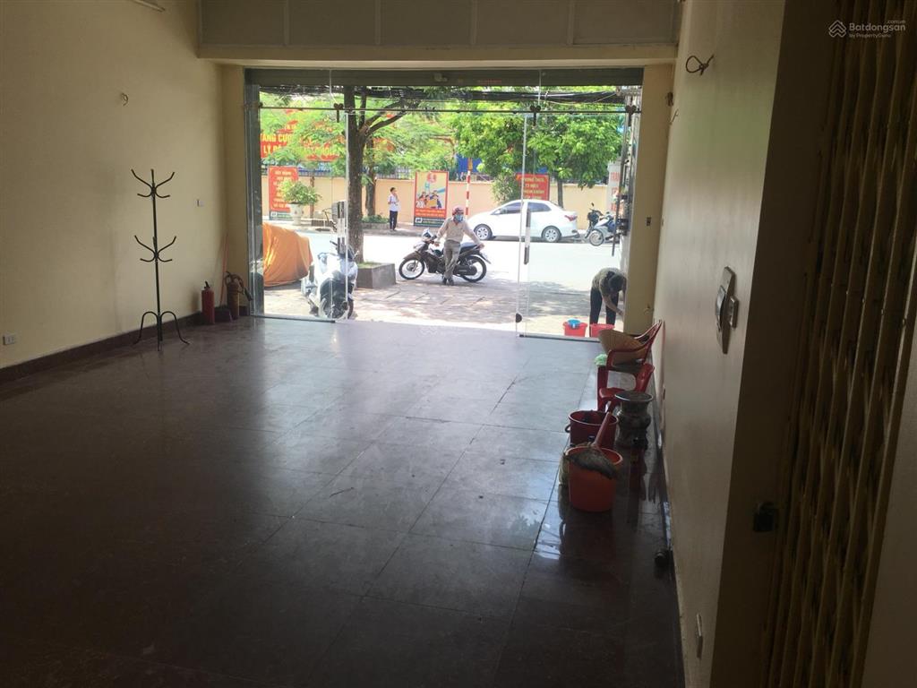 Căn 6 tầng, mặt tiền hơn 5m phố trần quang khải, mặt tiền rộng  vị trí đẹp, dải vườn hoa trung tâm