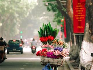 Căn 6 tầng, mặt tiền hơn 5m phố trần quang khải, mặt tiền rộng  vị trí đẹp, dải vườn hoa trung tâm