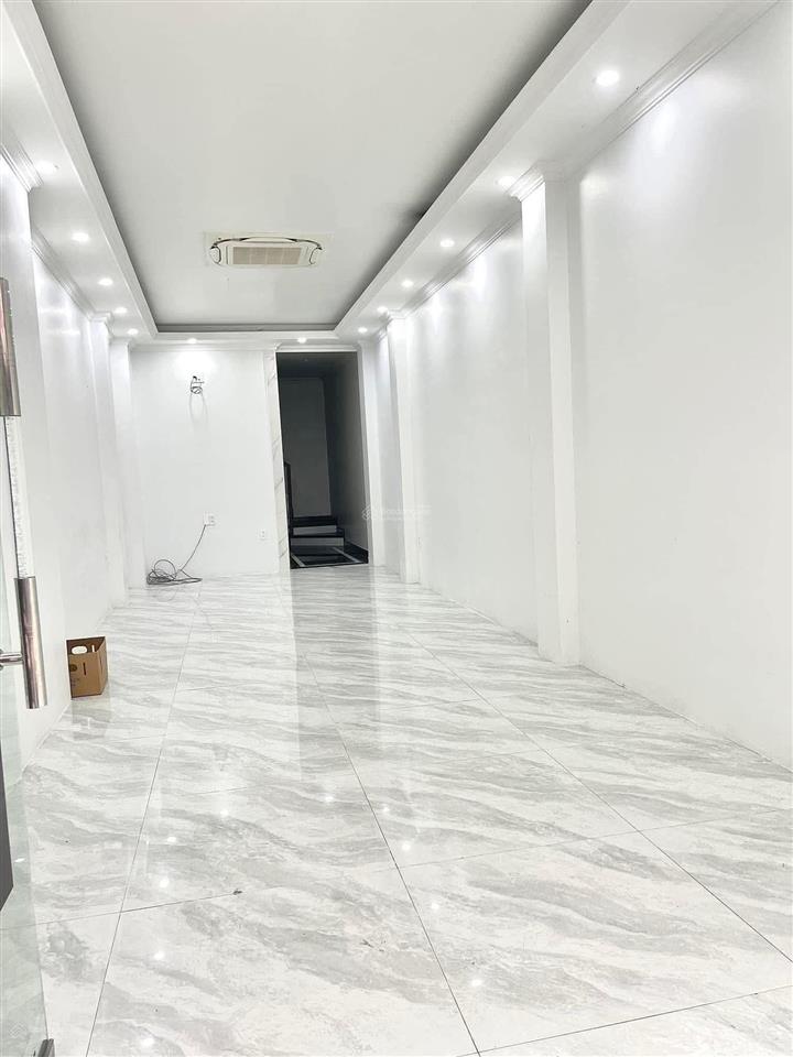 Căn 4 tầng mặt phố tôn đức thắng, gần trường thcs nguyễn bá ngọc  giá chỉ 4,3 tỉ!!