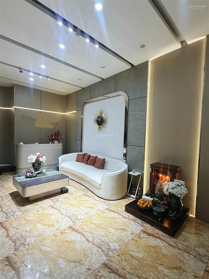 Căn 6 tầng đẹp, full tiện nghi  khu dân cư cao cấp phố cát cụt 3 bước ra bờ hồ. chủ thiện trí bán