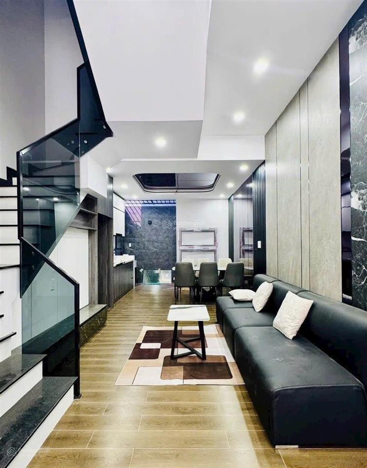 Bán nhà đẹp 03 tầng (gần công viên) ôtô ngủ trong nhà  chỉ 5,9 tỷ  gần đông tăng long, quận 9.