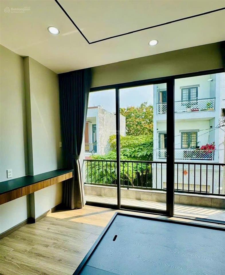 Bán nhà đẹp 03 tầng (gần công viên) ôtô ngủ trong nhà  chỉ 5,9 tỷ  gần đông tăng long, quận 9.