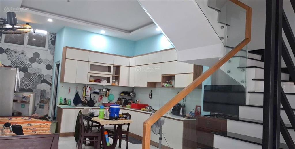 Bán nhà đẹp 03 tầng (65,8m2)  chỉ 7,49 xtỷ  nhà văn hoá  nguyễn duy trinh, quận 2 !