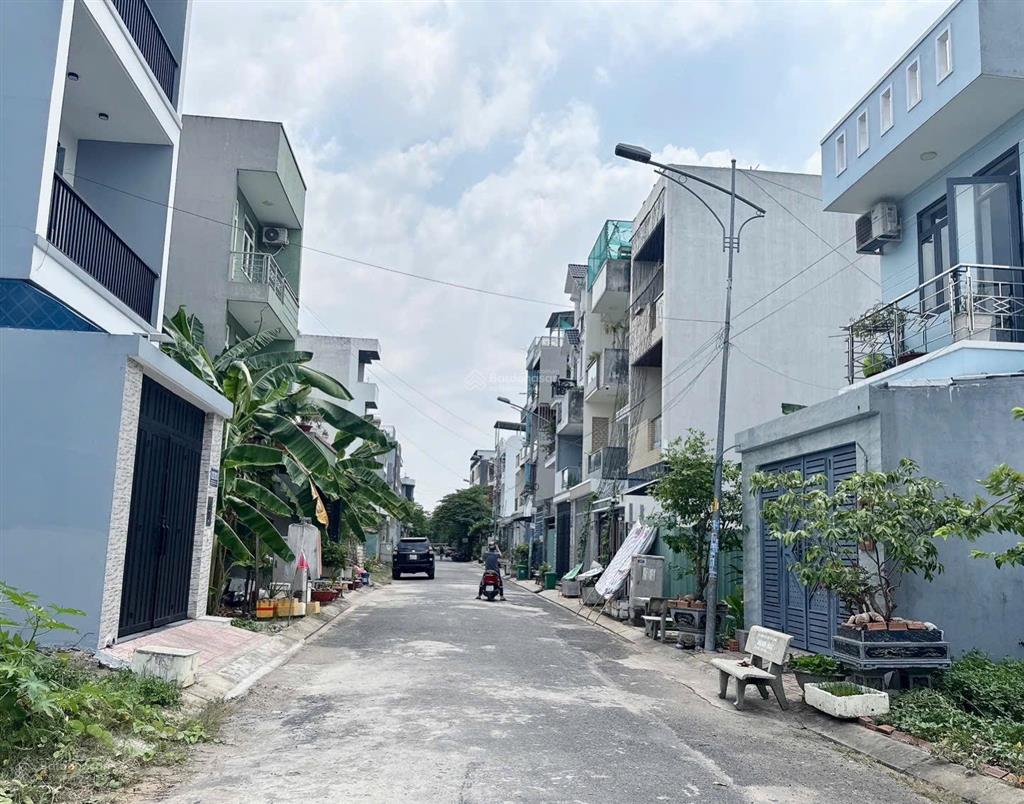 Bán đất khu đẹp dân cư nam khang  chỉ 4,39 tỷ  nguyễn duy trinh, quận 9