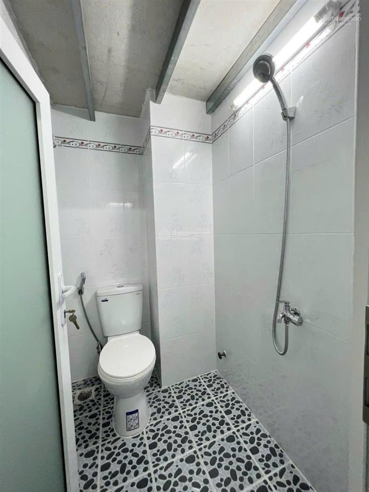 Gác lửng rộng không gian thoáng giá siêu hợp lý  ngay sát bên đại học umt / đại học gtvt