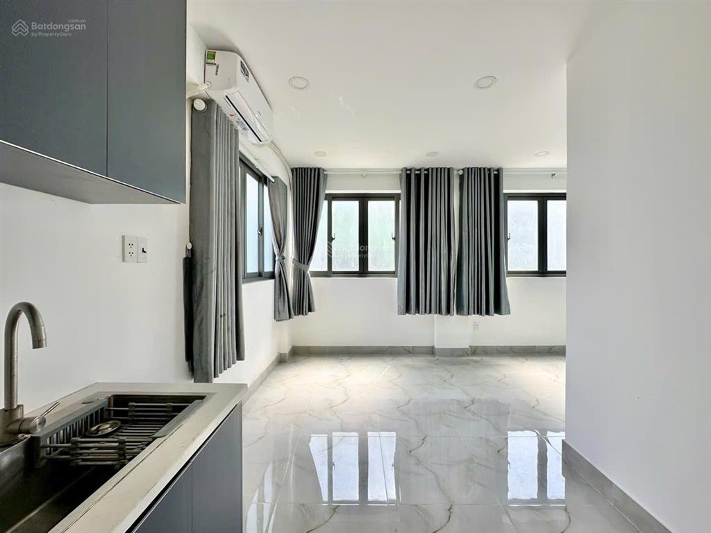 Phòng studio mới tinh không gian rộng, thoáng, dễ decor