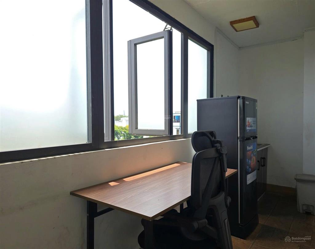 Studio ban công riêng sống chill mỗi ngày