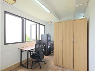 Studio ban công riêng sống chill mỗi ngày
