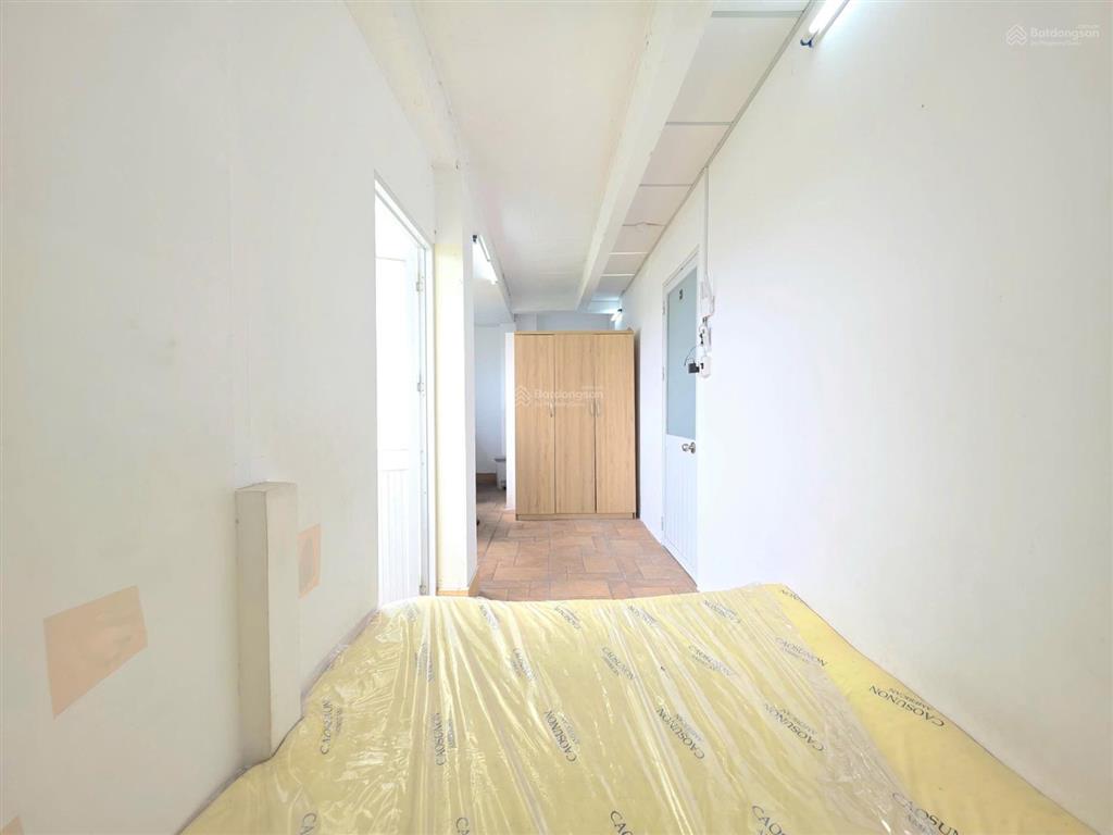 Studio ban công riêng sống chill mỗi ngày