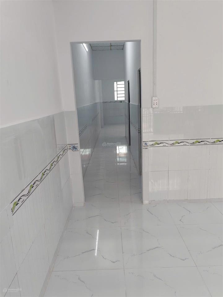 Cần bán nhà dt 85m2, p. long trường