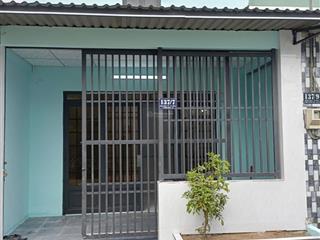 Cần bán nhà dt 85m2, p. long trường