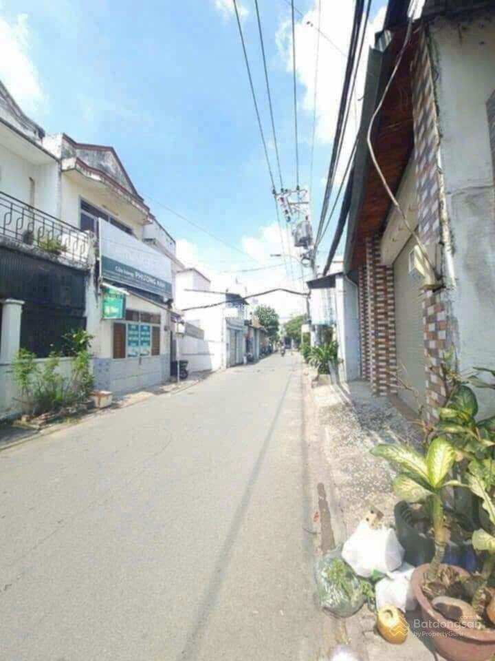 Bán đất 42.8m2 giá 2ty3 trung tâm tpthủ đức
