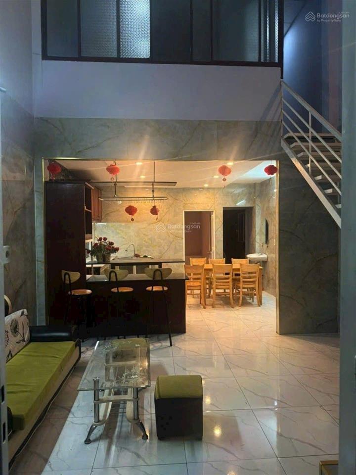 Cần bán nhà 1trệt, lửng. dt 64m2 giá 4ty680 ngay ngã tư thủ đức, coopmart,