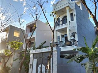 Nhà phố p. long phước dt 70m2, giá 6,6 tỷ