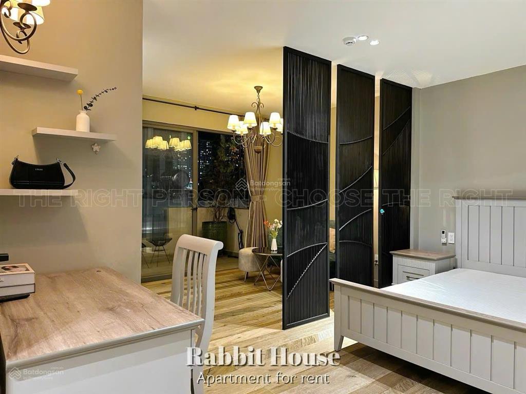 Hot! siêu phẩm penthouse full nội thất cao cấp bậc nhất ngay hồ hảo hớn, quận 1, gần chợ bến thành