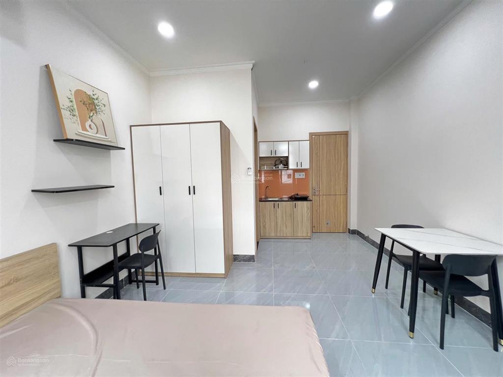 Căn hộ cho thuê đầy đủ nội thất có cửa sổ cực thoáng ngay lotte mart gần đại học tôn đức thắng,rmit