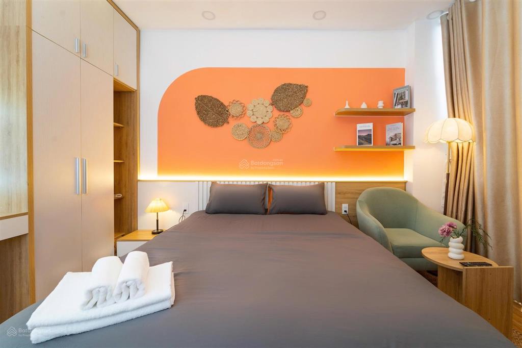 Cho thuê căn hộ tách bếp ban công view đẹp ngay chung cư sunrise city, gần đh tdtu, đh rmit, himlam