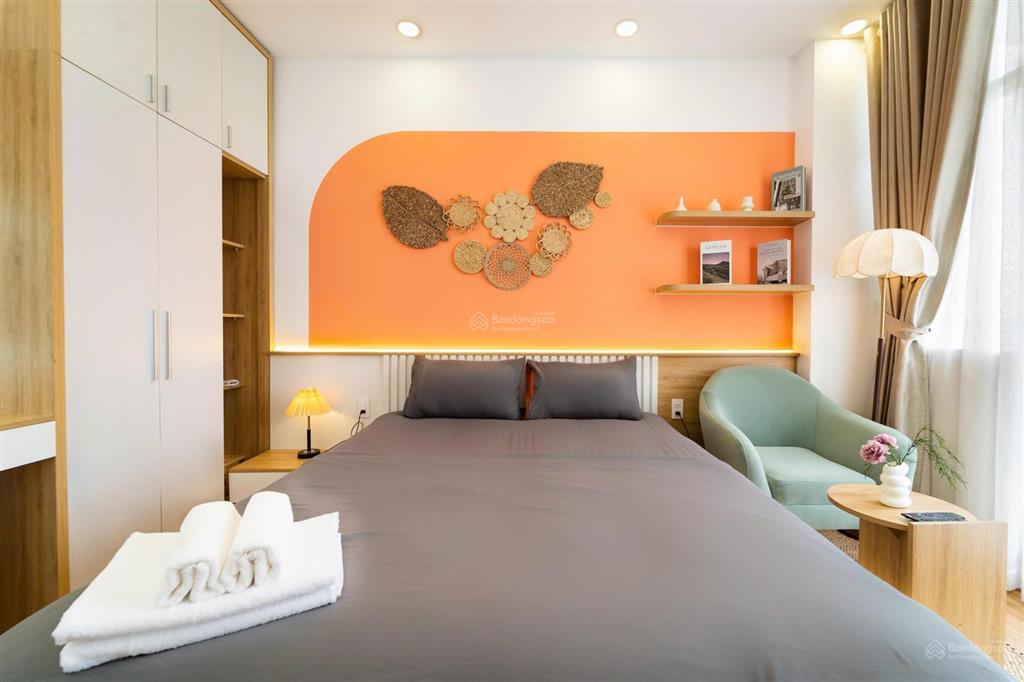 Cho thuê căn hộ tách bếp ban công view đẹp ngay chung cư sunrise city, gần đh tdtu, đh rmit, himlam