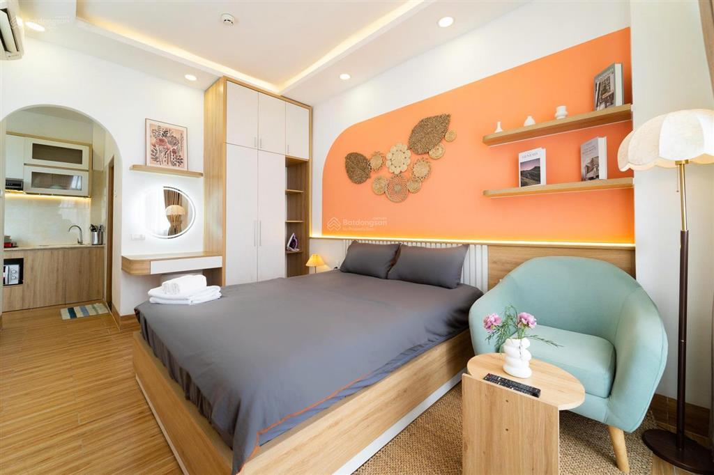 Cho thuê căn hộ tách bếp ban công view đẹp ngay chung cư sunrise city, gần đh tdtu, đh rmit, himlam