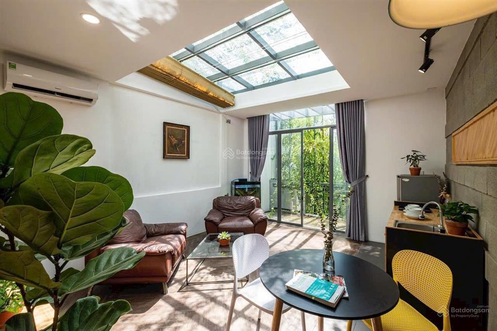 Cho thuê penthouse sân vườn full nội thất ngay tân quy gần lotte mart, chung cư sunrise city